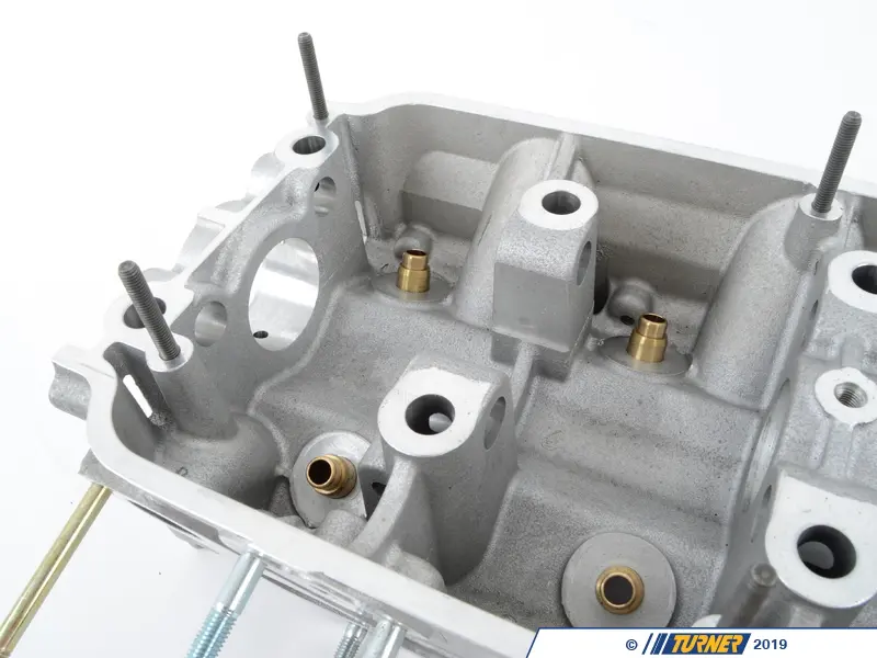 まー様確認用 BMW Left 5.0L Engine Cylinder Head (M5, M6) 11127833881