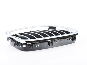 Grille - Front - Right - F07