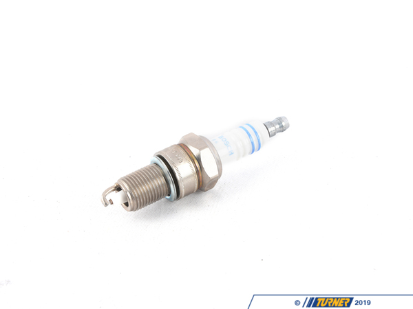 Bosch Spark Plugs - Set Of Six Plugs (WR9LS) wr9lskt6