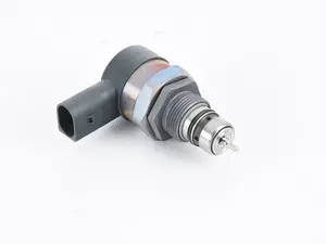 Genuine BMW Fuel Pressure Regulator - E90 335d, E70 X5 35d