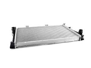 CSF OE Style Radiator - E39 525/528/530/540