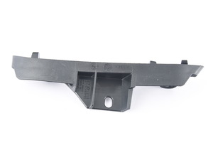 GUIDE, BUMPER, LEFT