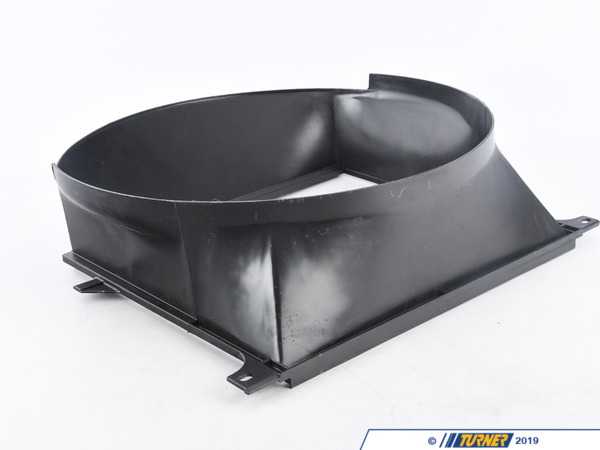 Genuine BMW Genuine BMW Fan Shroud A=380mm - 17111712622 17111712622
