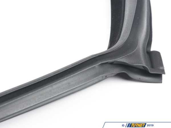 Genuine BMW Genuine BMW Door Weatherstrip Rear Left - 51357328771 - F06 51357328771