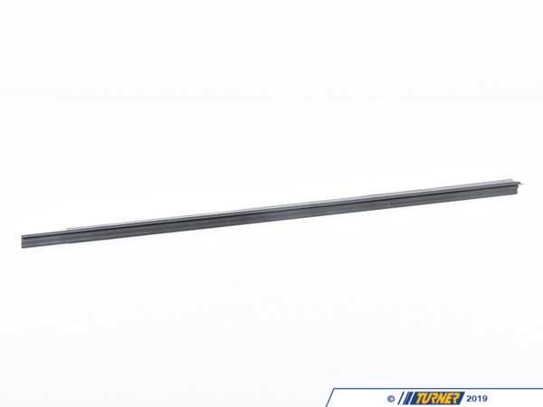 Genuine BMW Genuine BMW Rear Lower Window Seal - Right Outer - E30 325i 325e 325ix 318i 51221913070