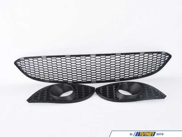 ECS M5 Style Front Bumper - With PDC E60M5FTPDC
