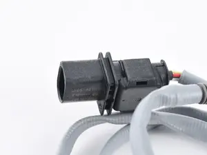 Bosch Front Oxygen Sensor - Bank 2 Pre-Cat - E70
