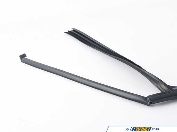 Genuine BMW Genuine BMW Rear Right Window Guide Seal - E90 51347060258
