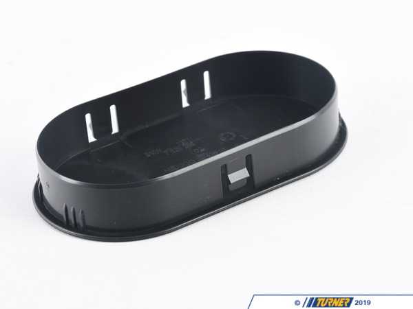 Genuine BMW Genuine BMW Cover Lid - 13717629285 - F15,F16 13717629285