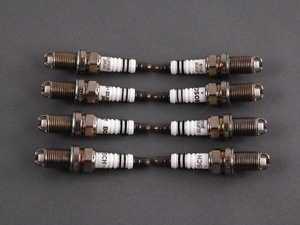 OEM Bosch Spark Plugs - Set Of Eight (#FR7LDCR+)