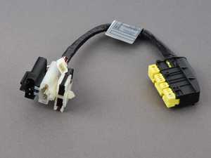 Genuine BMW Adapter Lead F One-piece Sea - 61106916218