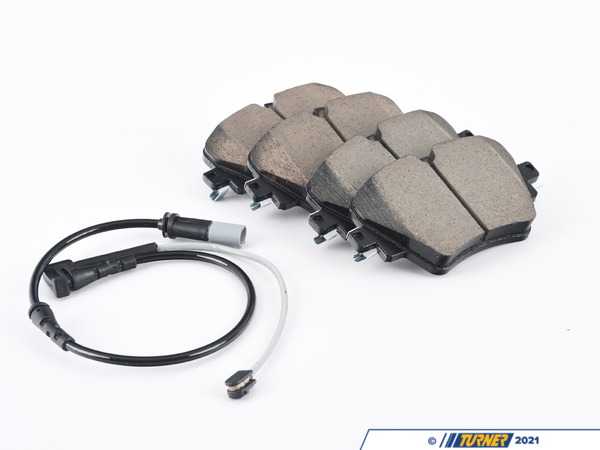 Akebono Akebono Front Euro Ceramic Brake Pad Set EUR1892 EUR1892