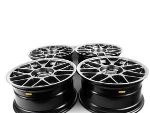 17" APEX ARC-8 Square Wheel Set Concave - Hyper Black  - (NO LONGER AVAILABLE)