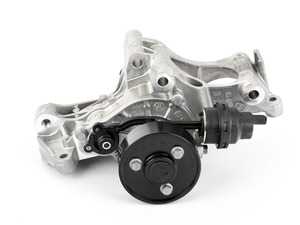 Saleri Water Pump With Support Bracket