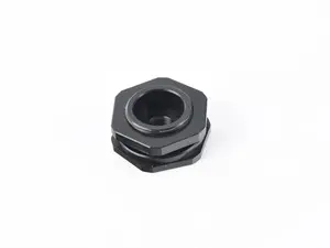 Nozzle Mounting adapter for hose