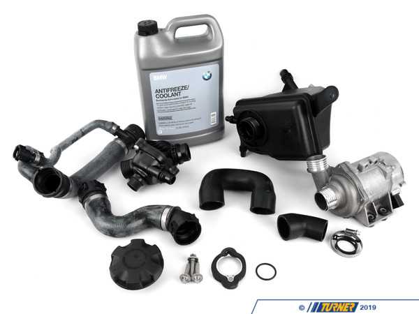 Packaged by Turner Basic Cooling System Service Kit - E60/61 525 528 530 N52 3.0L w/ Auto Transmission E6XN52BCKT