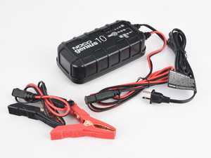 GENIUS 6 Volt / 12 Volt 10A Battery Charger - NOCO