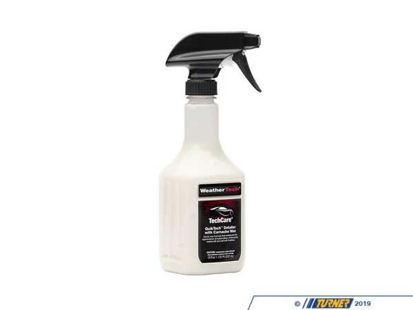 WeatherTech TechCare - QuikTech Detailer with Carnauba Wax 18 oz Bottle  8LTC41K