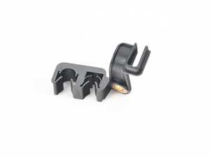 Genuine BMW Pipe Clip - 16127199667 - F01,F06,F10,F12,F13