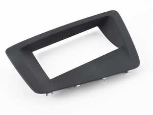 TRIM PIECE FOR HEAD-