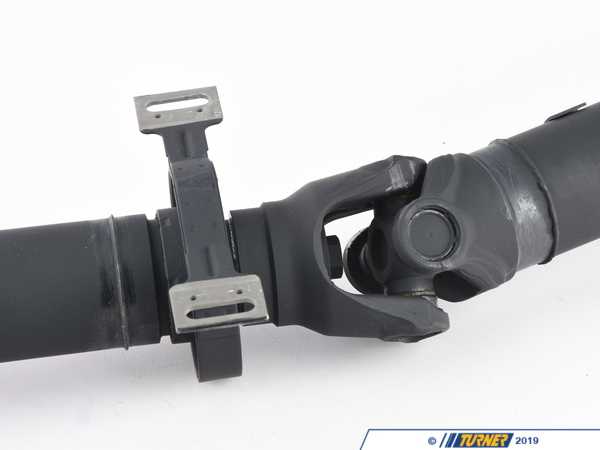 Genuine BMW Driveshaft For Automatic Transmission - E39 26101229291