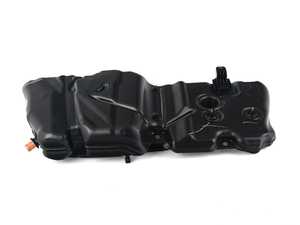 PLASTIC FUEL TANK