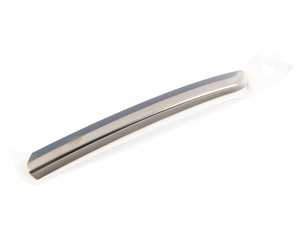 RIGHT REAR MOULDING