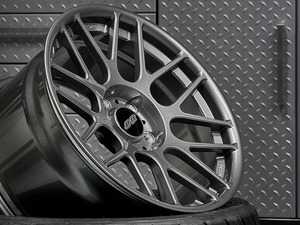 Apex ARC8R 18" Square Wheel Set - Brushed Clear
