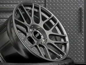 Apex ARC8R 18" Square Wheel Set - Brushed Clear