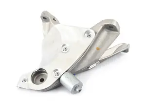Engine Supporting Bracket - Right - F22, F23, F30, F32, F33, F34, F36