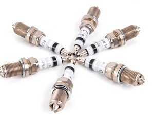 OEM Bosch Spark Plugs - Set Of Six (#FGR7DQP)