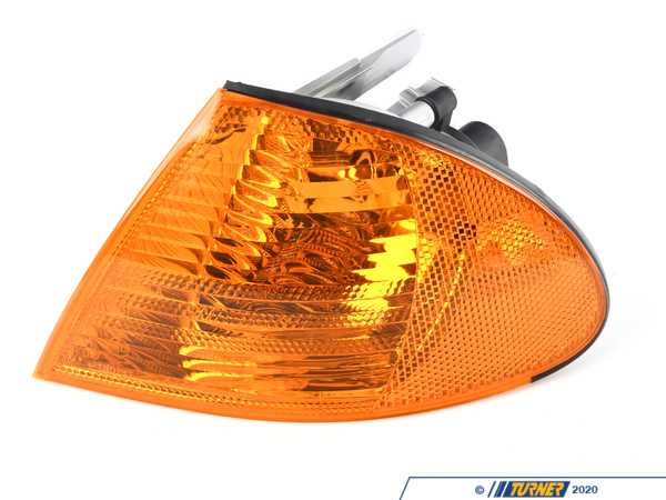 Magneti Marelli Front Turn Signal Assembly - Right 63136902766