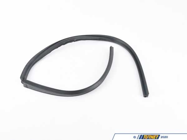 URO Quarter Glass Window Gasket - Driver (Left) 51367441112