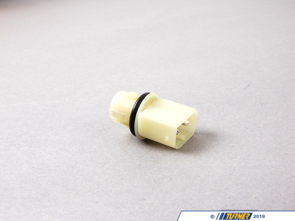 Genuine BMW Genuine BMW Bulb Socket - 63141376979 - E34,E36,E36 M3,E34 M5 63141376979