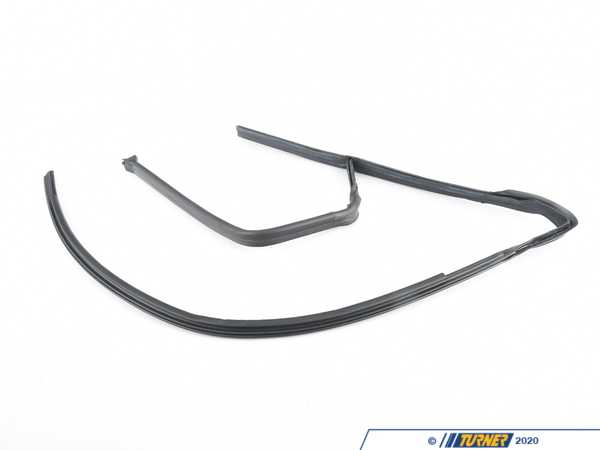 Genuine BMW Genuine BMW Right Front Engine Hood Sealing - 51718159944 - E38 51718159944