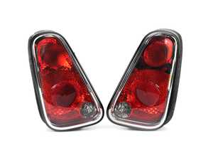 Tail Light W/ Bulbs - Set