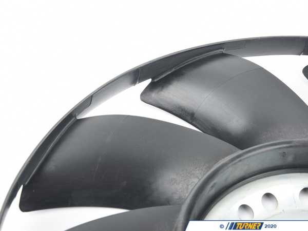 URO URO Fan Blade - E53, E65, E66 17417504732