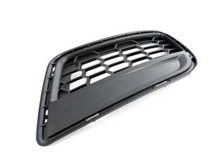 Genuine BMW Grid Lateral Right M-Paket - 51118048110 - F25