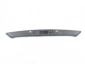 TRUNK LID GRIP