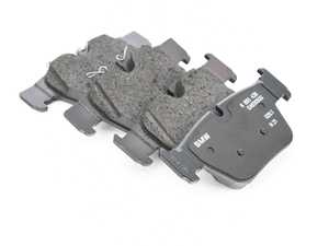 Brake Pad Repair Kit - Rear 