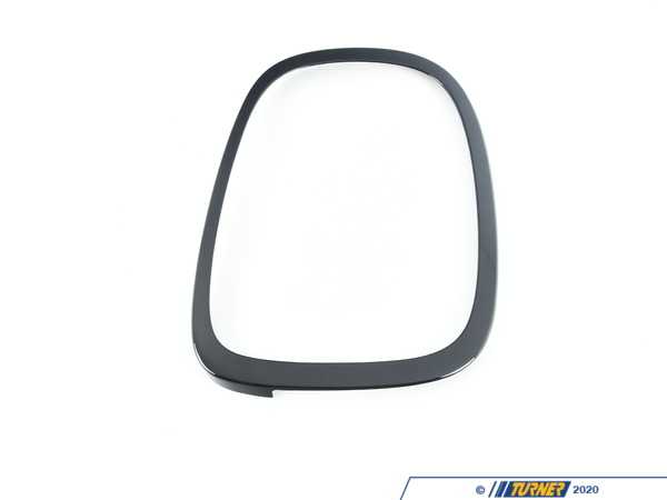 Depo Rear Taillight Black Line Surround - Right   63217464172