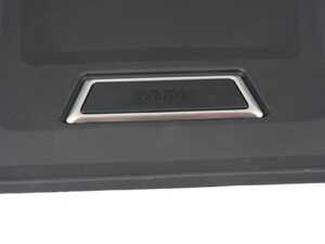 FITTED LUGGAGE COMPARTMENT M