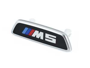 EMBLEM ILLUMINATED