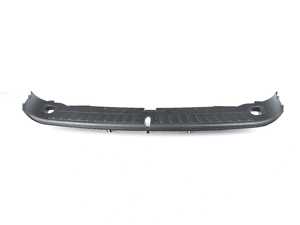LOADING SILL COVER