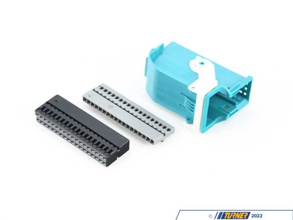 Genuine BMW Electrical Socket Housing Repair Kit 61132471244