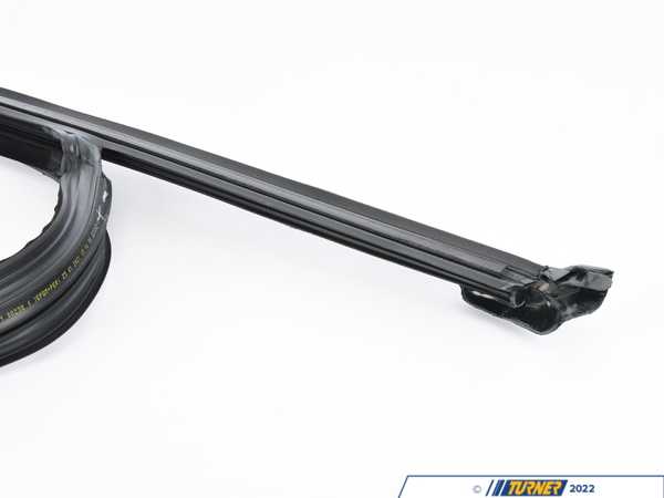 Genuine BMW WINDOW GUIDE, RIGHT 51337393426