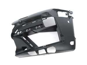 INSERT, BUMPER FRONT LEFT