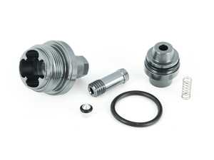 Genuine BMW Oil Separator Pipe & Adapter Plate – N43 Engine (E60, E87 LCI, E90) – OEM Part 70307814 / 11617561386