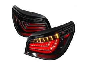 Spec-D LED Tail Lights - Gloss Black Housing/Clear Lens - E60 Pre LCI
