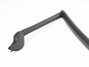 Genuine BMW Front Right Door Seal Schwarz - 51718399176